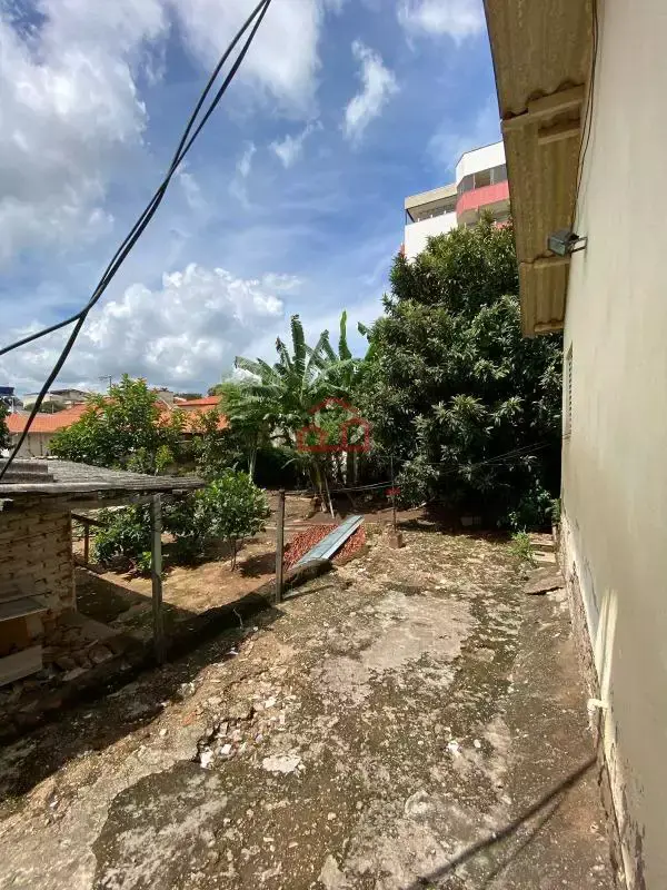 Casa 3 quartos à venda no Lourdes