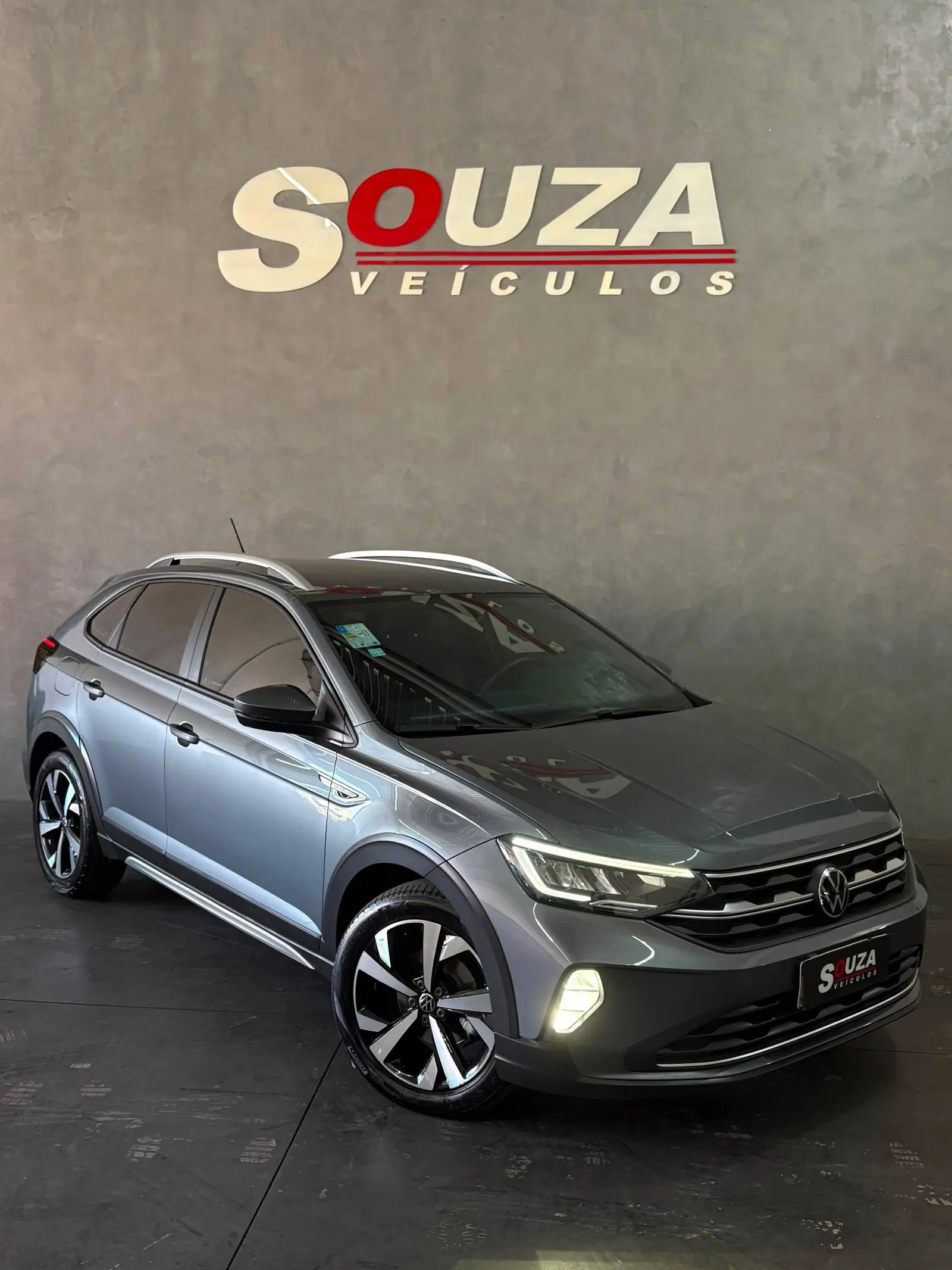 Volkswagen Nivus Highline 200 TSI 2021 – 36 mil km