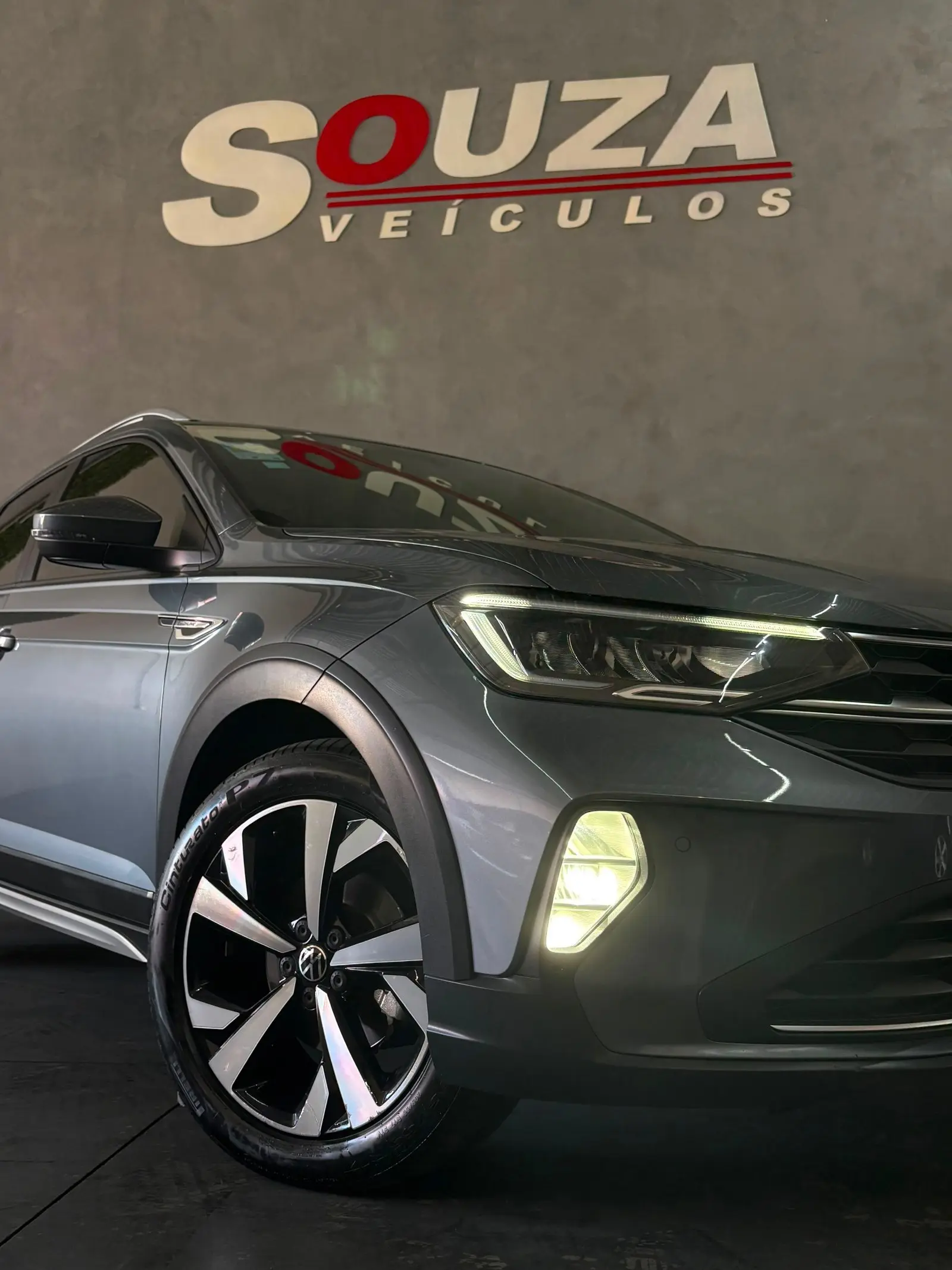 Volkswagen Nivus Highline 200 TSI 2021 – 36 mil km