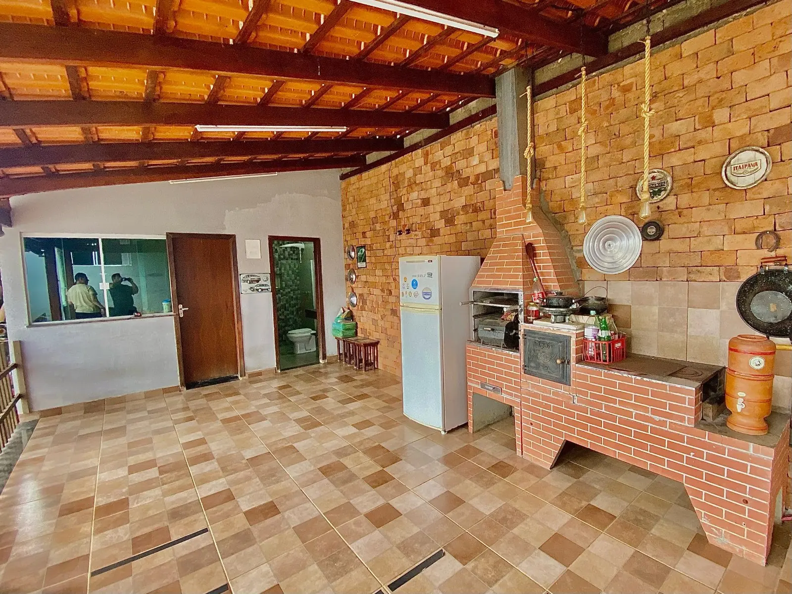 Casa com loja no Três Marias – 2 quartos