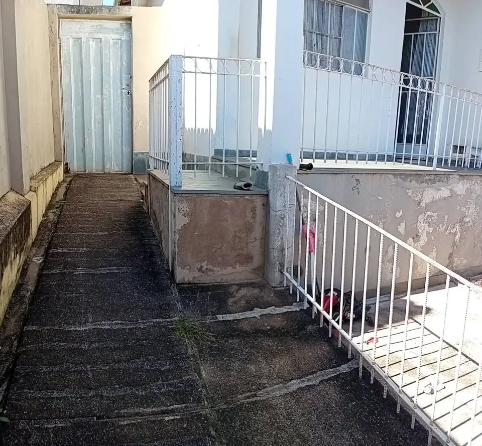 Casa à venda no Centro, terreno de 370 m²