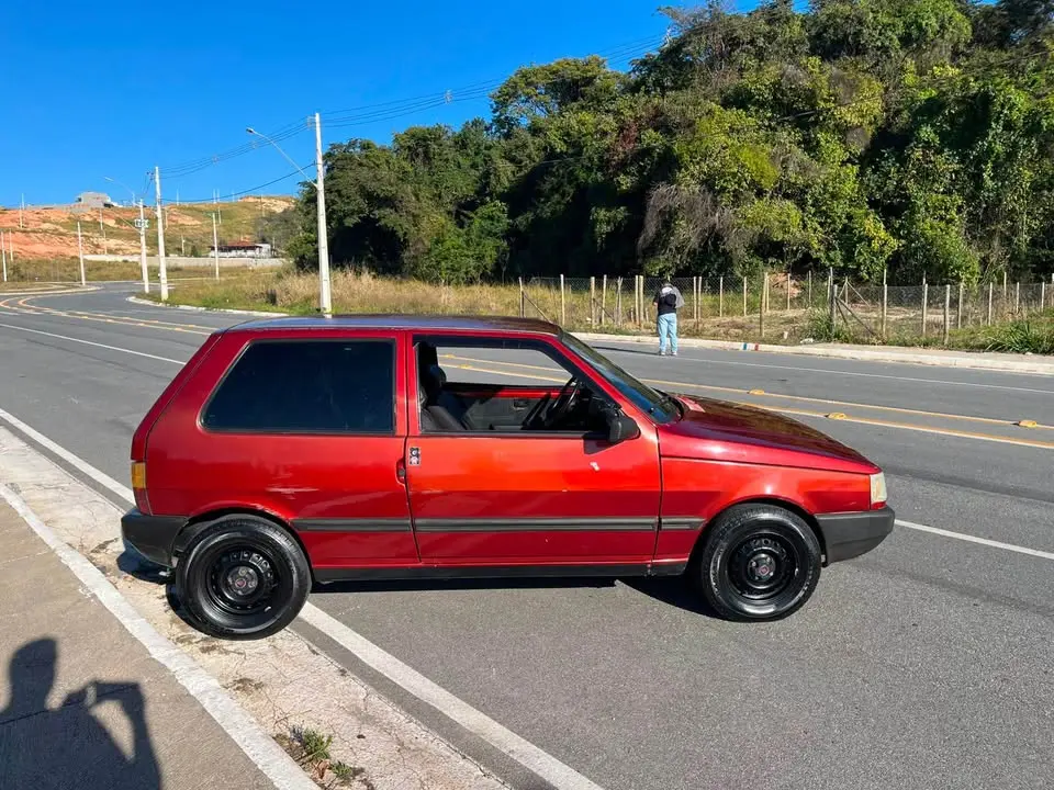 Fiat Uno EX 1991 1.0 8V, pneus novos