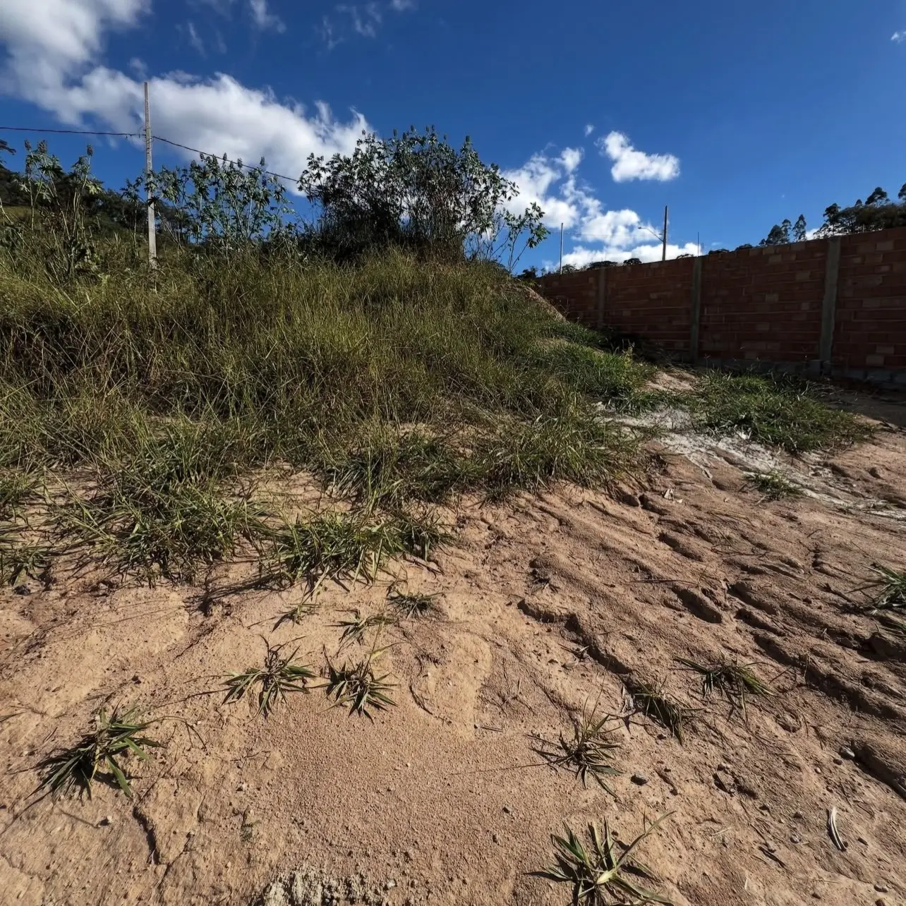 Terreno 300 m² à venda no Vila da Serra