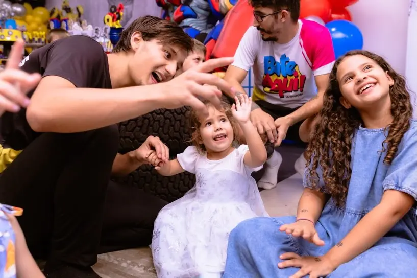 Festa infantil com tema de irmãos em Itaúna