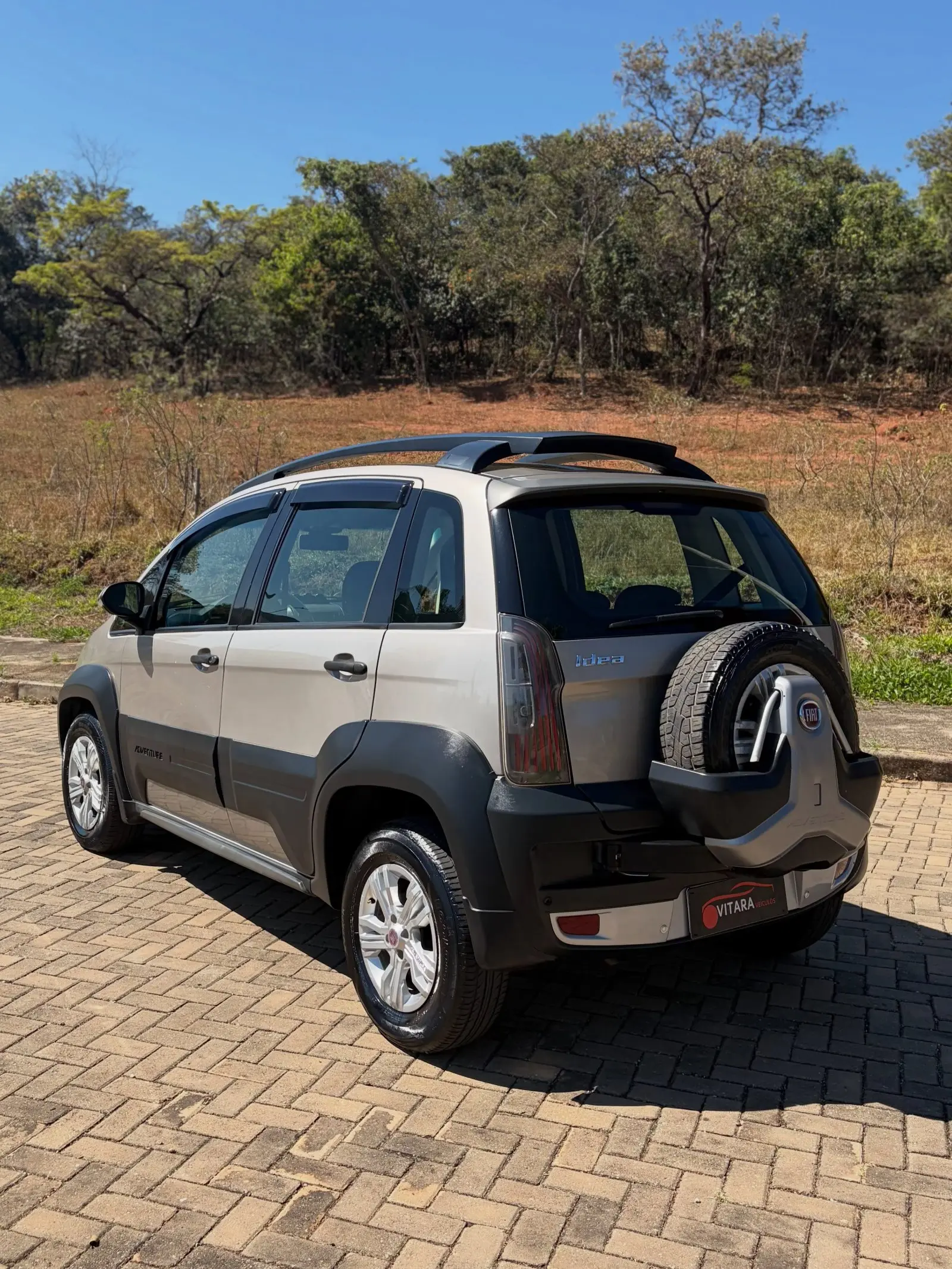 Fiat Idea Adventure 1.8 2011/2012 à venda
