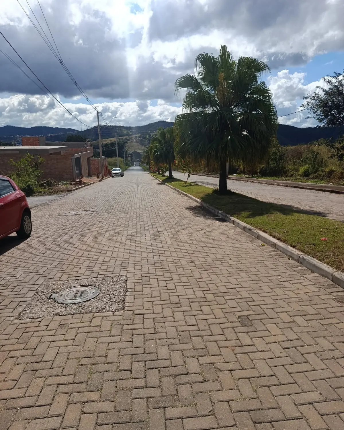 Lote 311 m² à venda no Vila da Serra