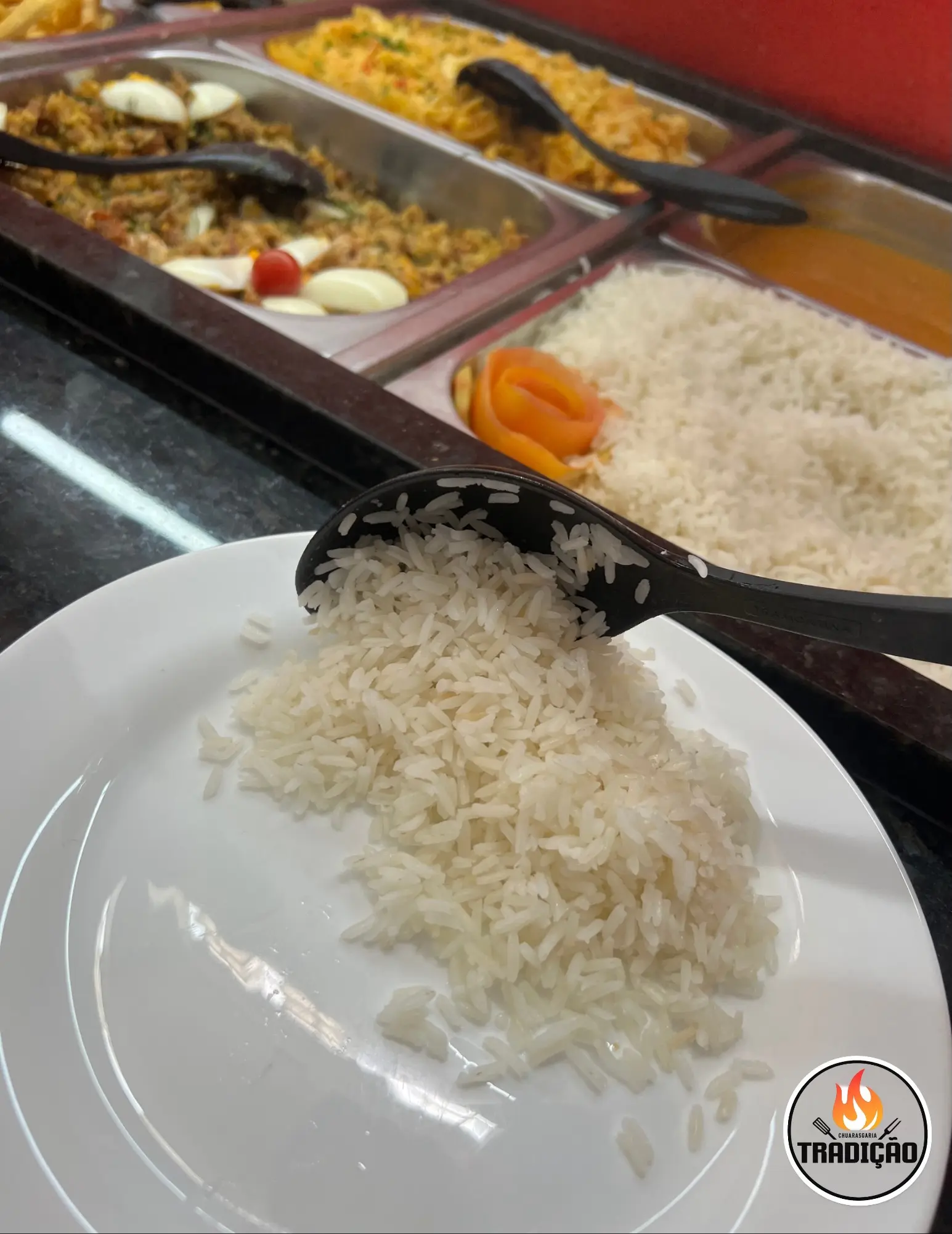 Almoço self-service com entrega grátis