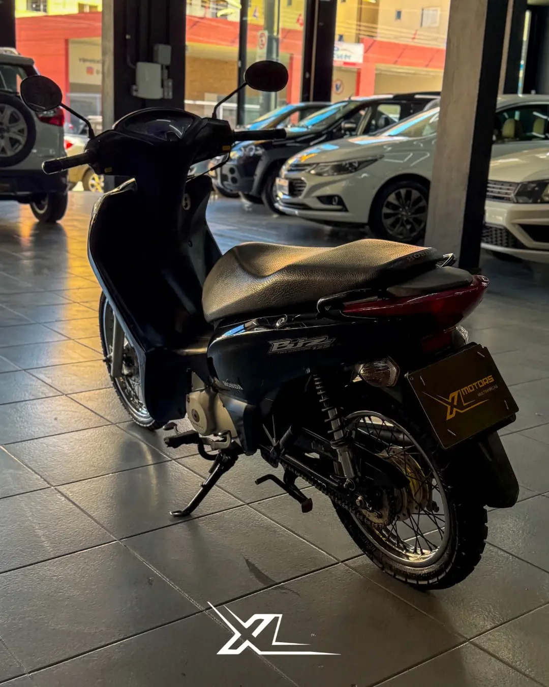 Honda Biz 125 ES 2011 à venda em Itaúna