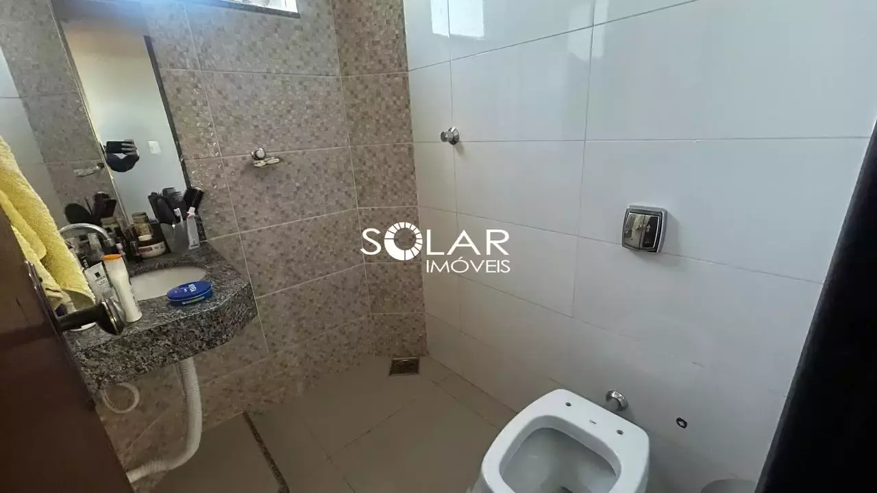 Apartamento à venda no bairro Lourdes, em Itaúna