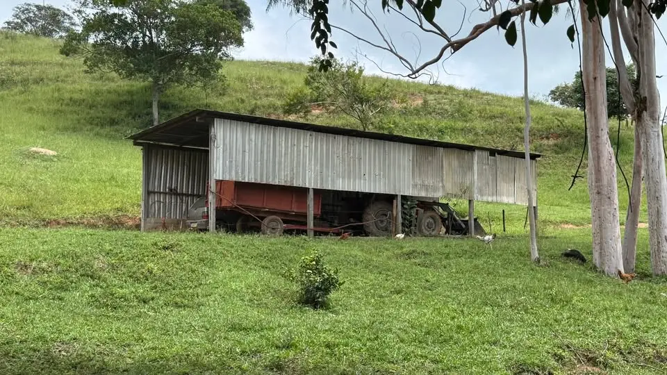 Sítio com 13 hectares no Povoado do Peão
