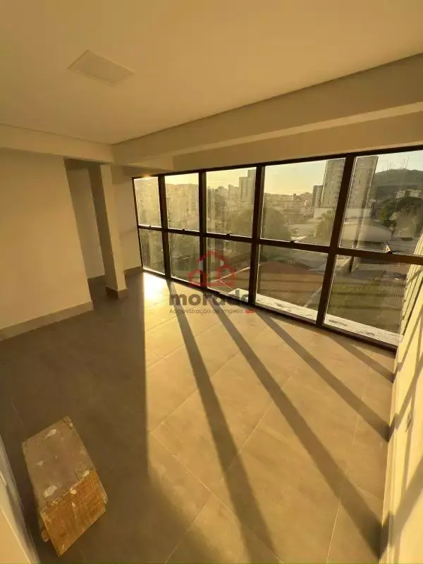 Sala comercial para alugar no Centro, andar corrido