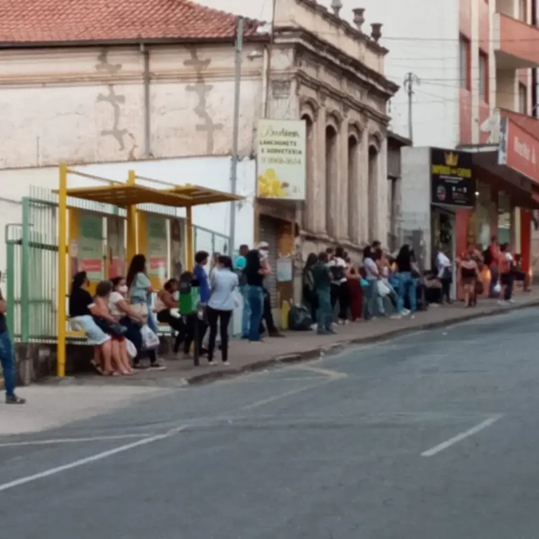 Terminal de ônibus em Itaúna: promessa antiga volta ao debate