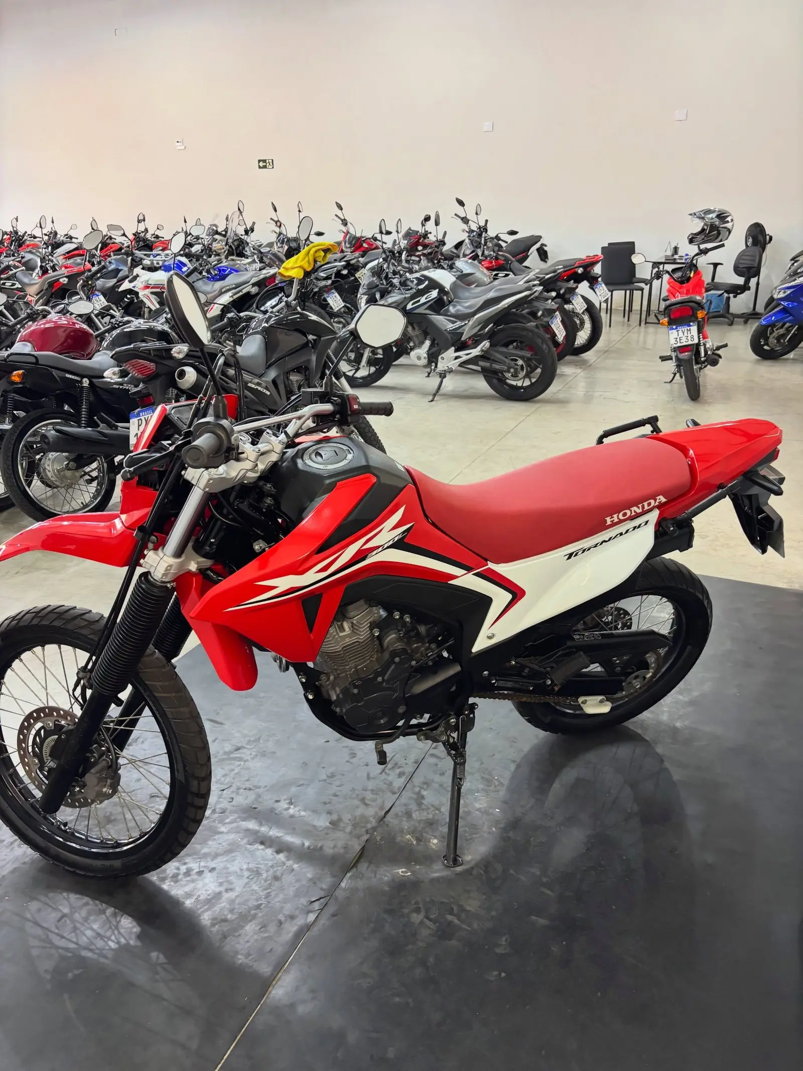 Honda XR Tornado 300 2025 – 7.000 km