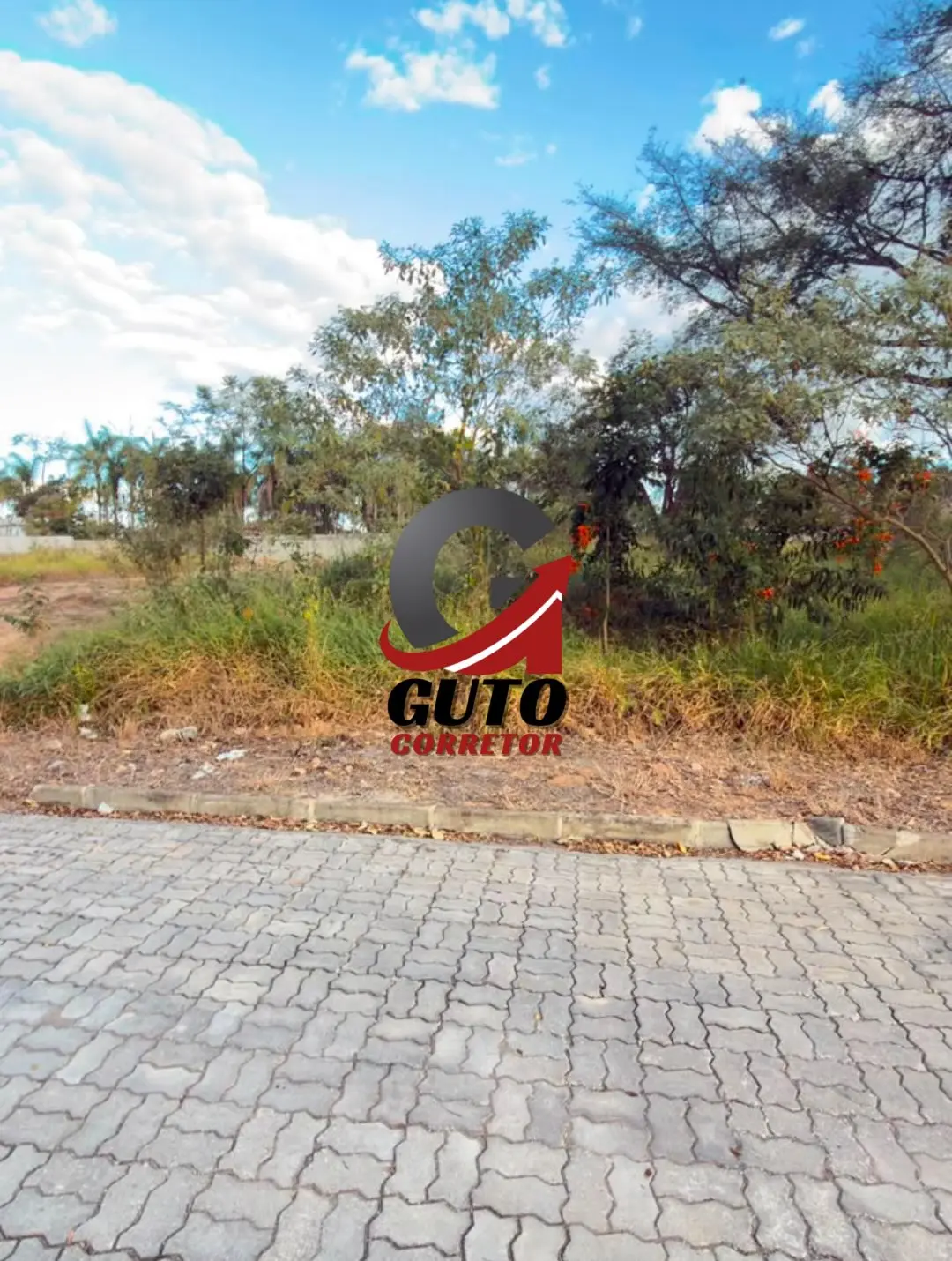 Lote em condomínio fechado - 500m²