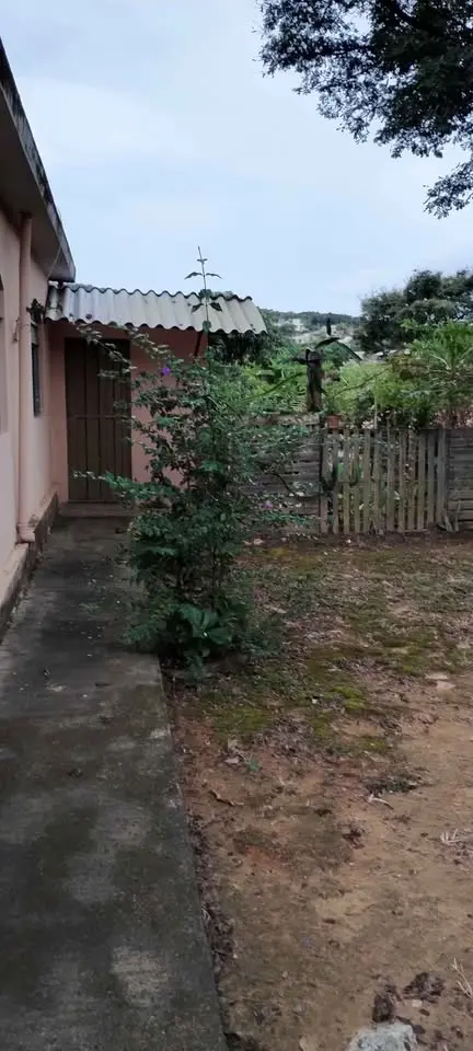 3 quartos 1 banheiro – Casa