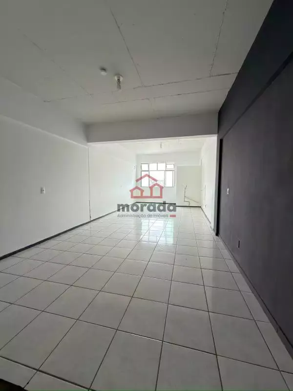 Sala comercial de 45 m² à venda no Centro