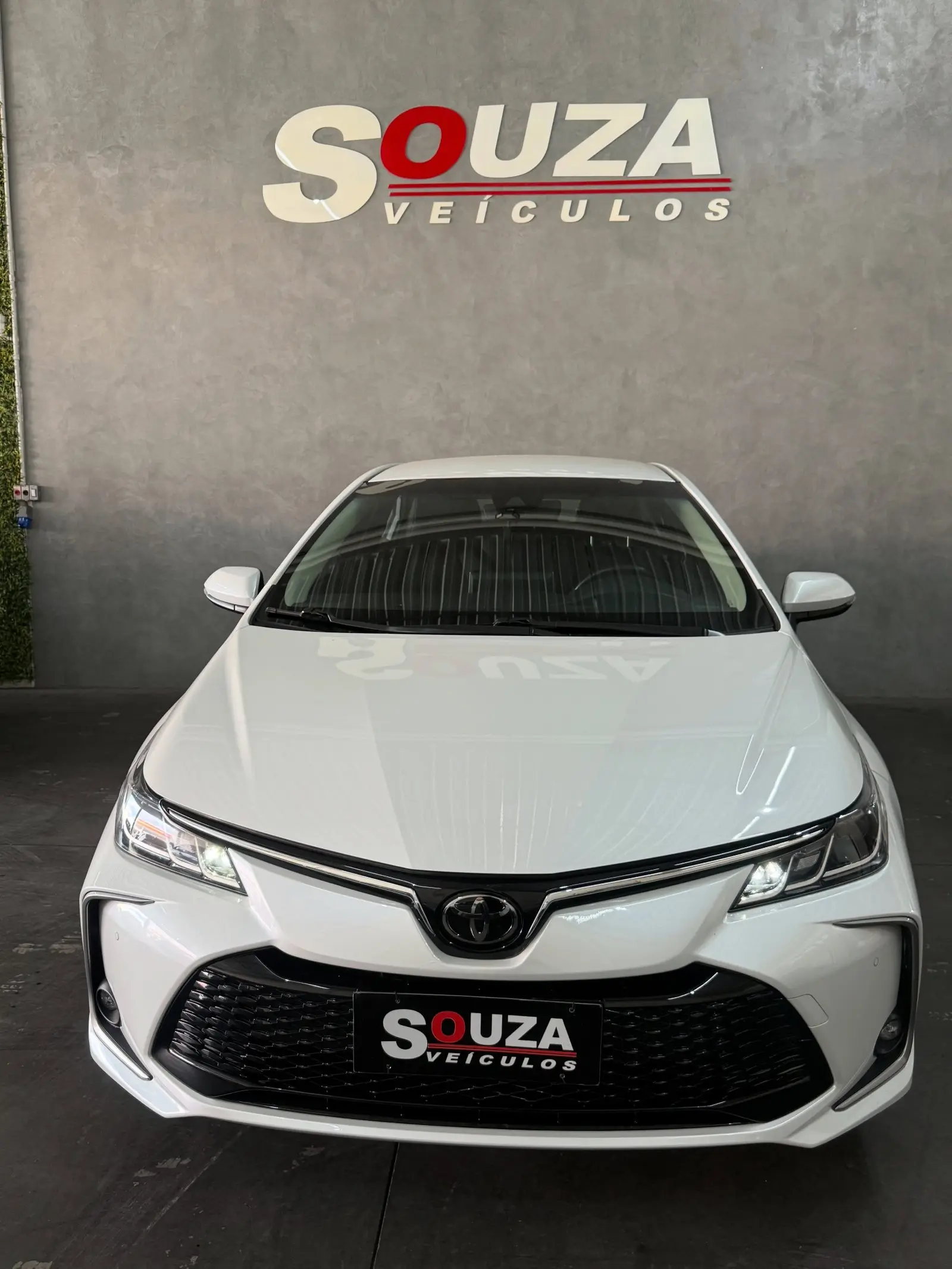 Toyota Corolla 2.0 XEi 2024 — 37.000 km, único dono