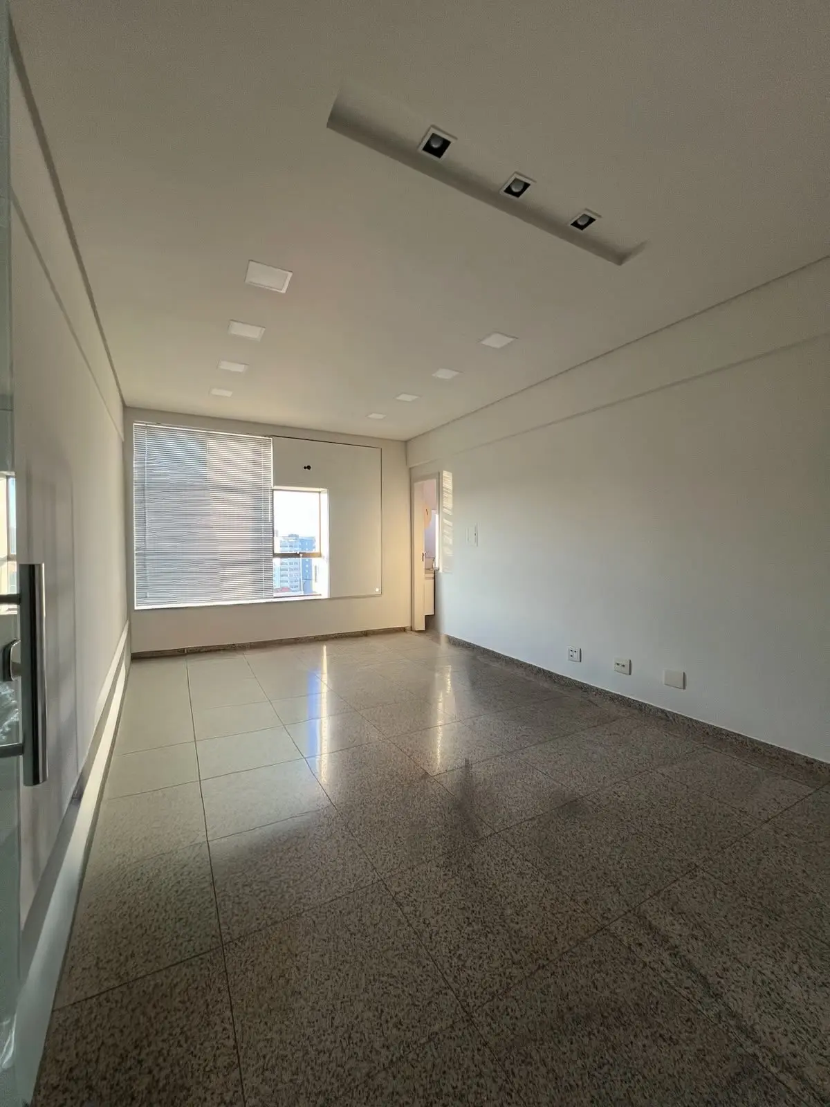 Sala Comercial à venda – Edifício Central Park
