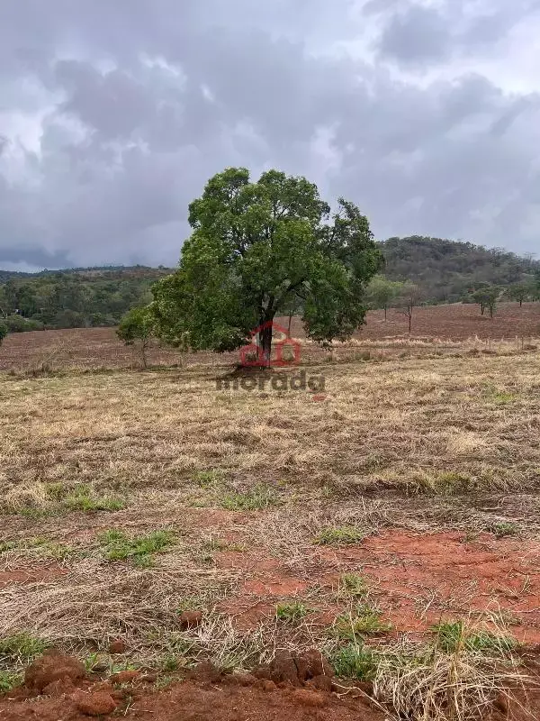 Chácara 1.102 m² à venda em Paulas