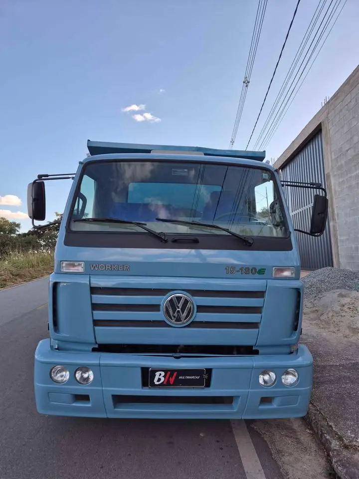 Volkswagen 15180 2006 — 242 mil km