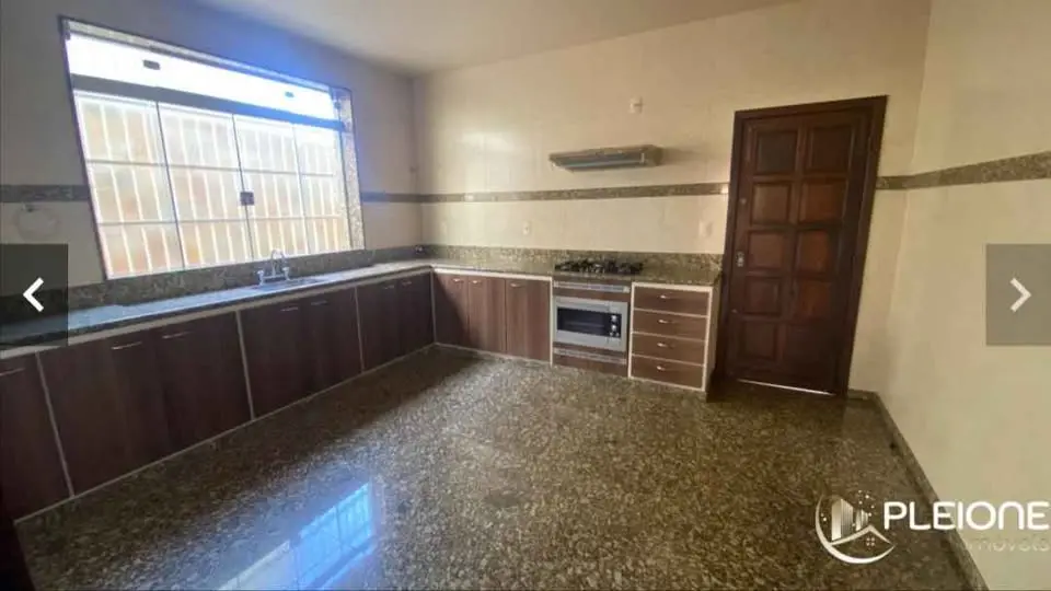 Casa duplex 4 quartos no Centro
