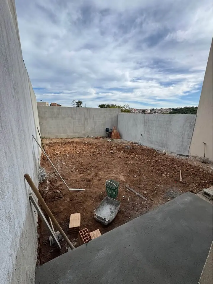 Vendo casa no Aeroporto