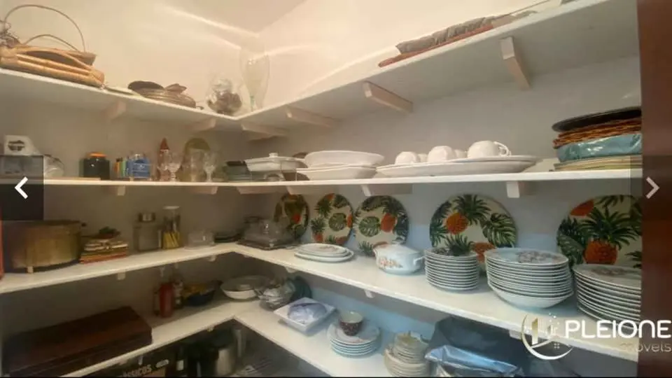 Casa 5 quartos, 4 banheiros no Centro – 370 m²