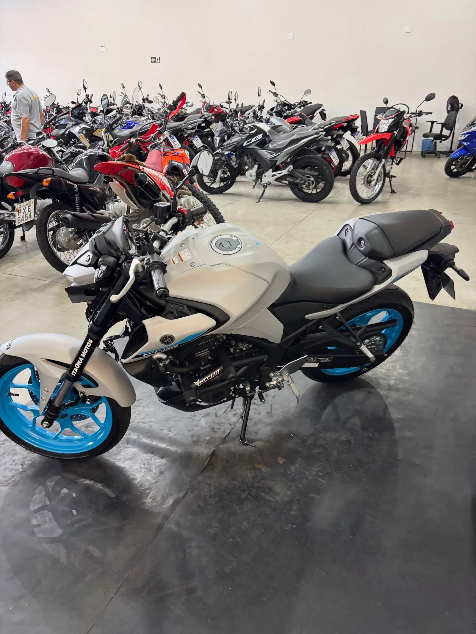 Yamaha MT 03 2025/2026 — 1.200 km
