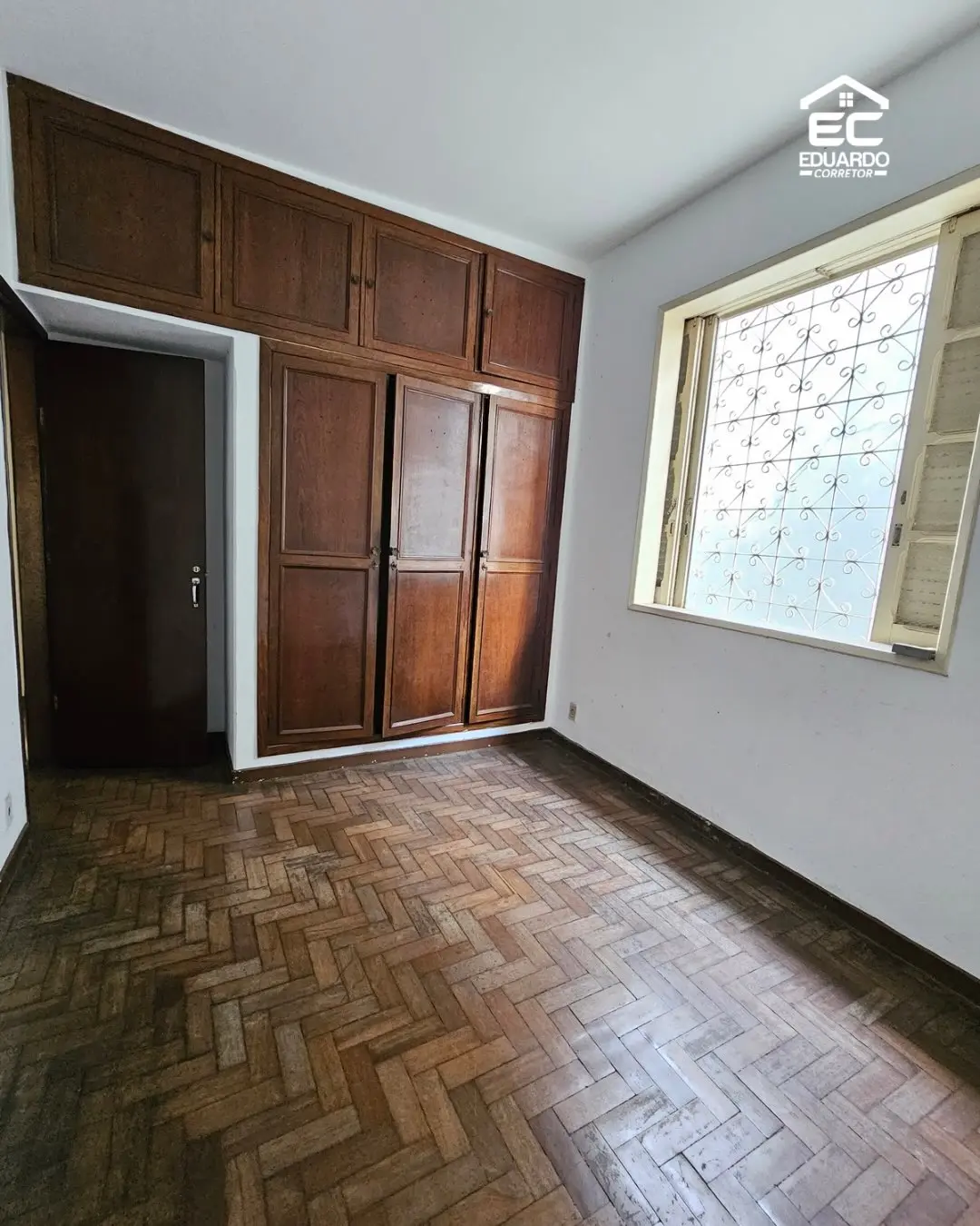 Casa comercial 3 quartos à venda no Centro