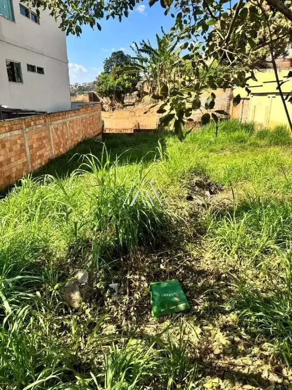 Lote 405 m² à venda no Lourdes em Itaúna