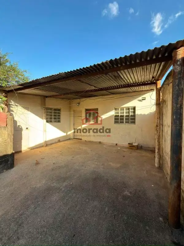 Barracão para alugar, 1 quarto e 2 vagas – Irmãos Auler