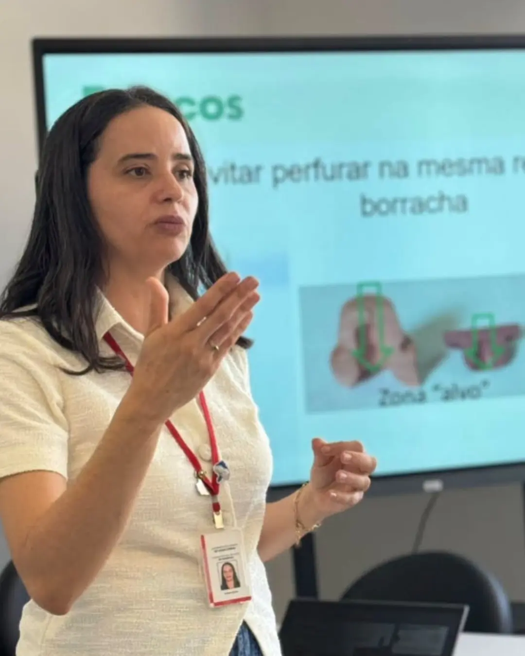Capacitação sobre Boas Práticas de Vacinação em Itaúna