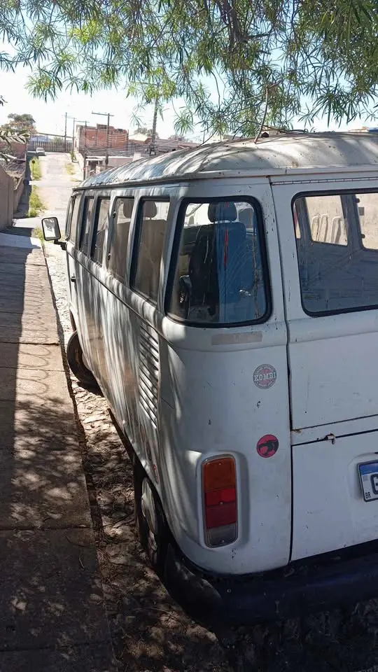 Kombi ano 97 em ótimo estado
