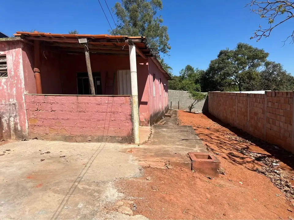 Terreno 365m² murado próximo ao Centro
