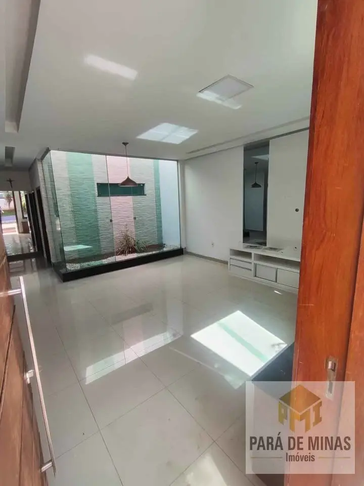 Casa 3 quartos à venda no Senador Valadares