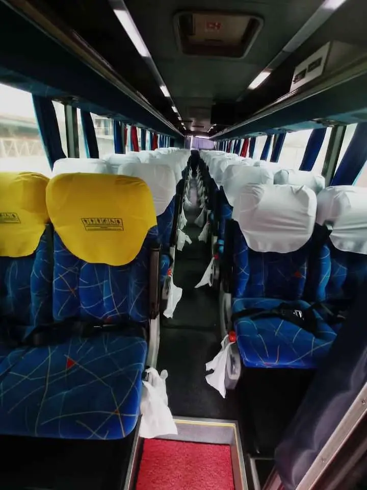 Ônibus Mercedes-Benz O400 447 – 50 lugares