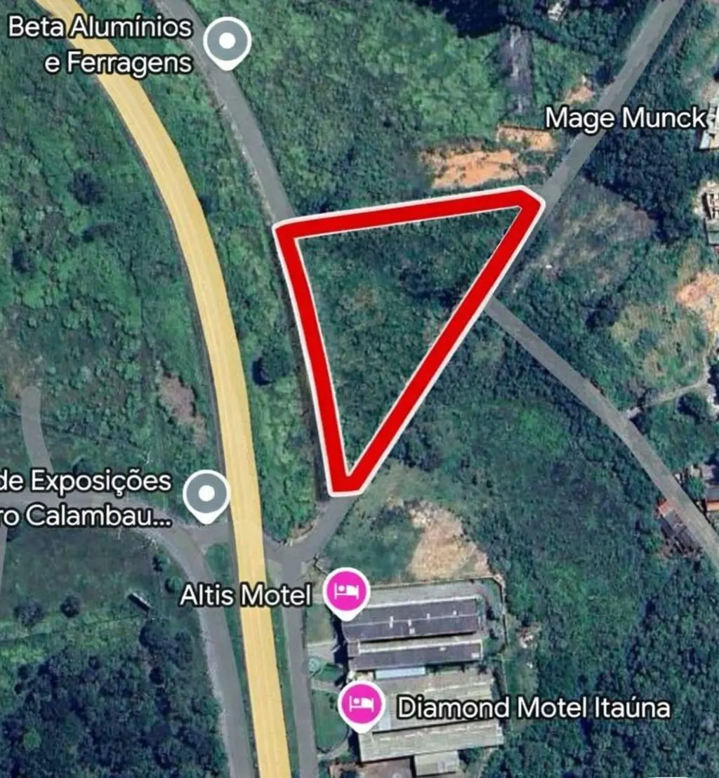 Lotes comerciais à venda em Itaúna