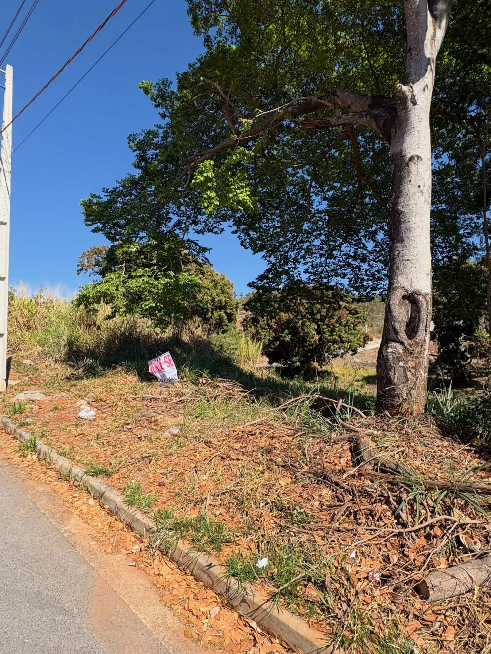 2 Lotes à venda na Vila da Serra