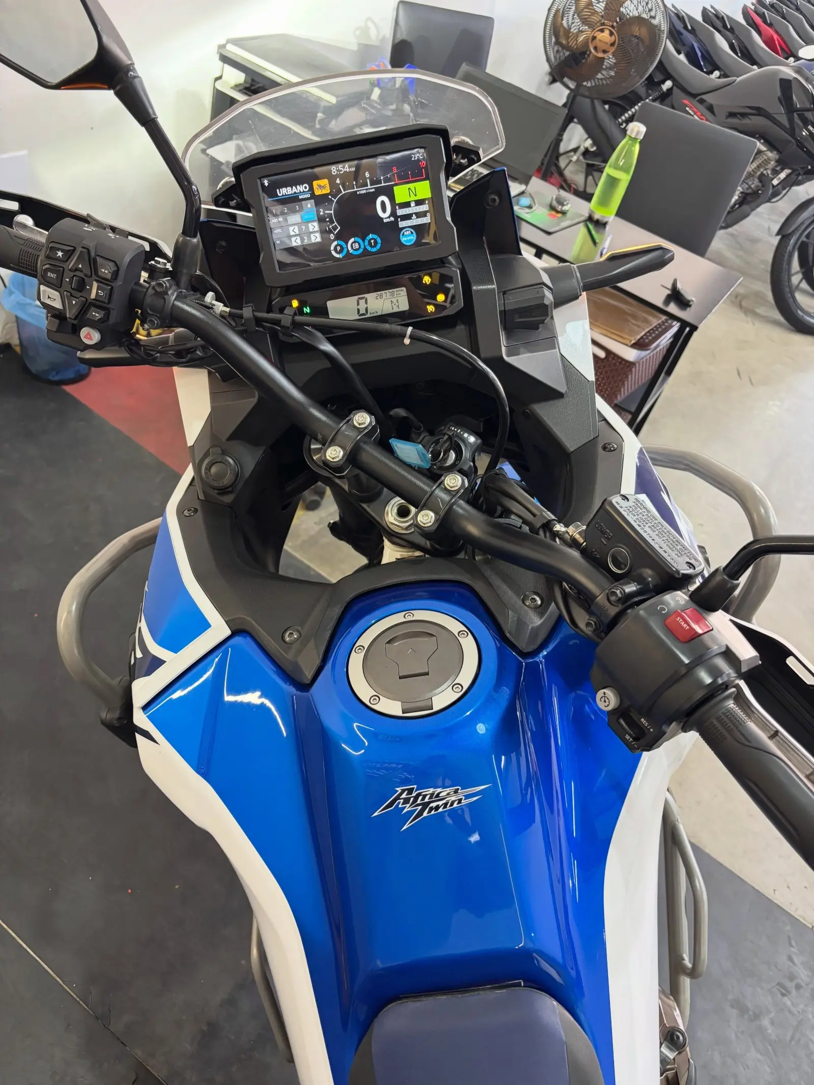 Honda Africa Twin 1.100cc 2023/2024 – 28.000 km