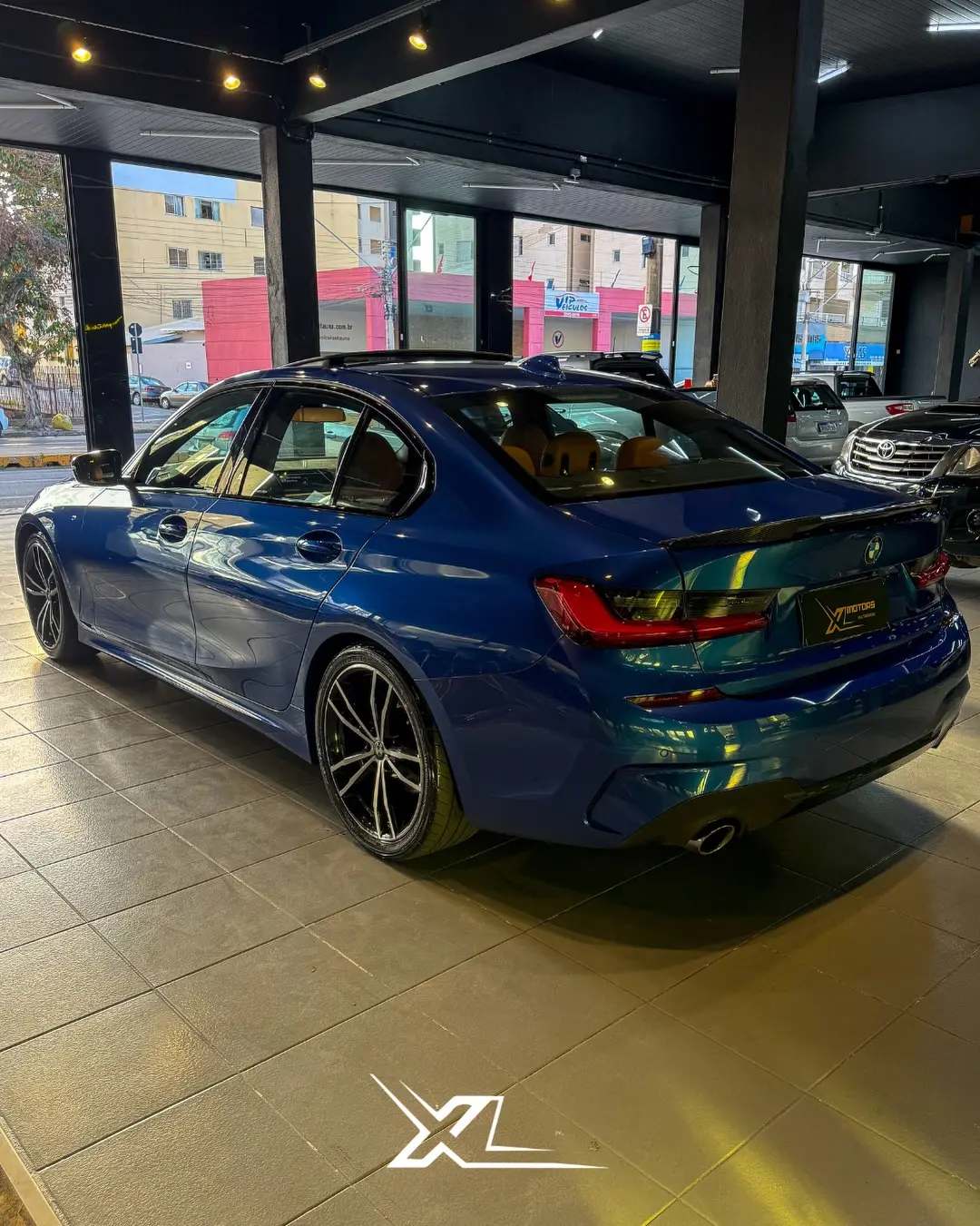BMW 320i Active Flex 2.0 Turbo 2021/2022 – 61 mil km