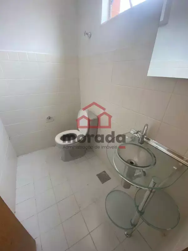 SALA COMERCIAL COM BANHEIRO
