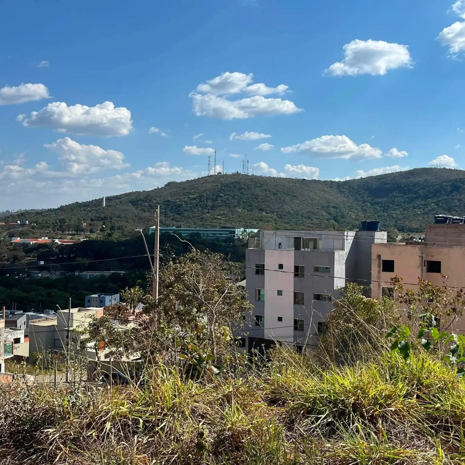 Lote de 300 m² à venda no Bairro Centenário