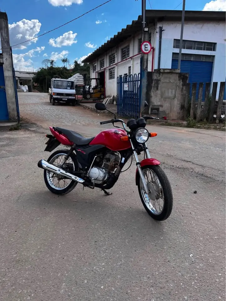 Honda CG 125 Fan 2011 à venda, revisada