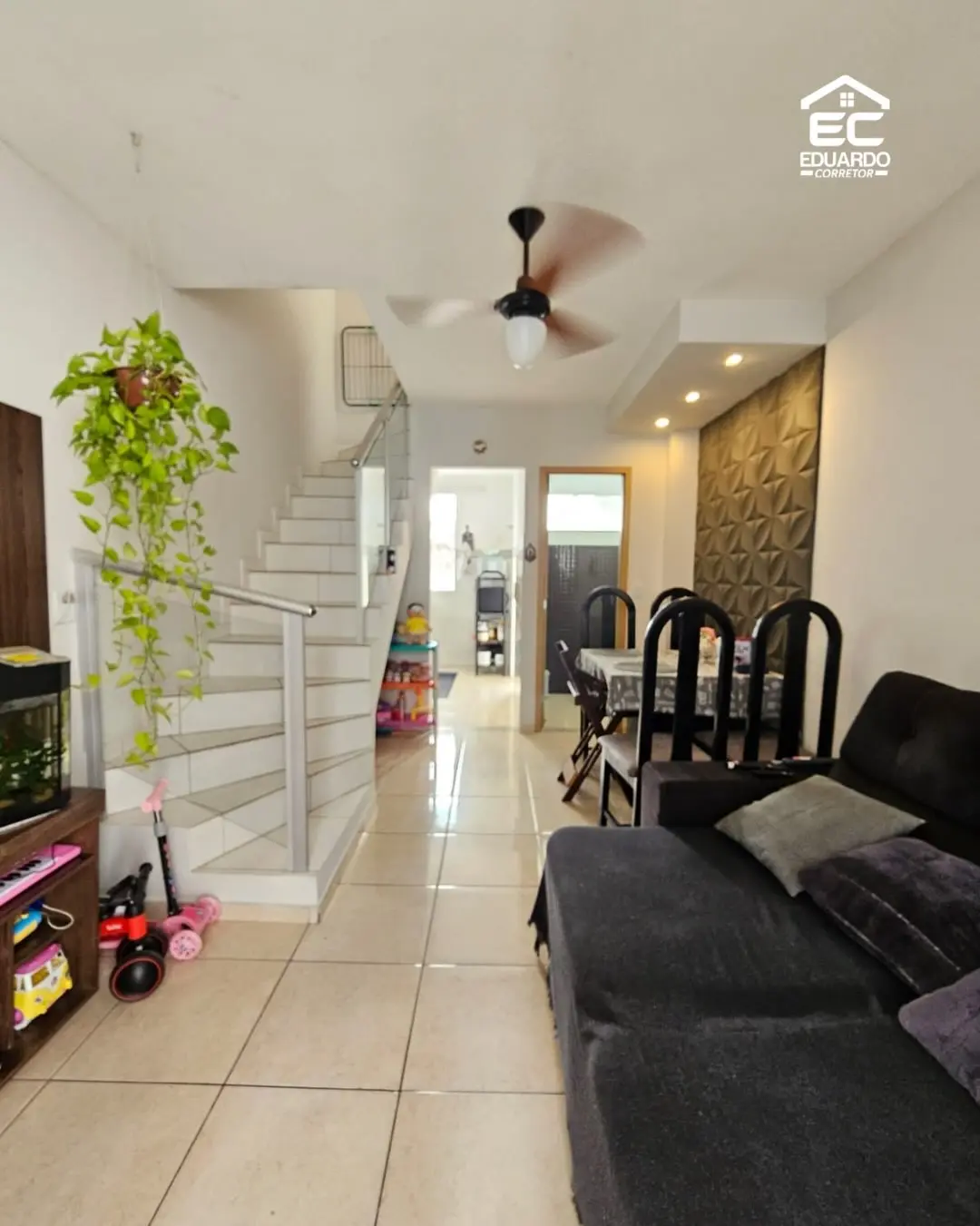 Casa em condomínio fechado no Vale das Aroeiras