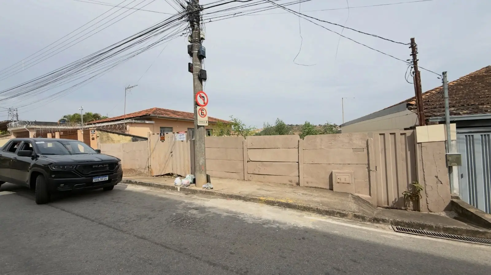 Lote 360m² à venda no Santo Antônio
