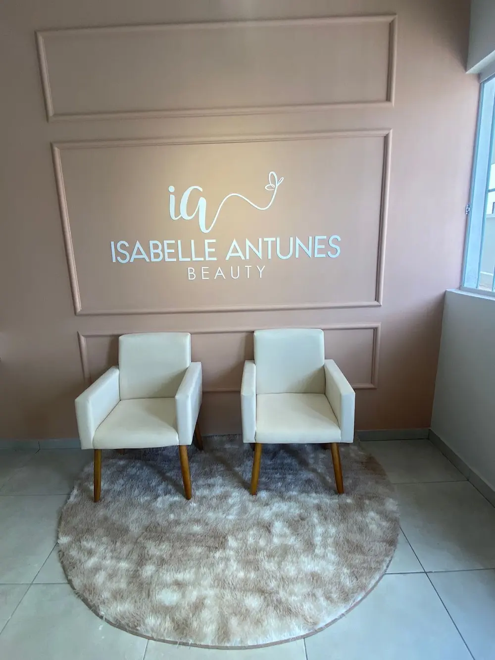 Isabelle Antunes Beauty