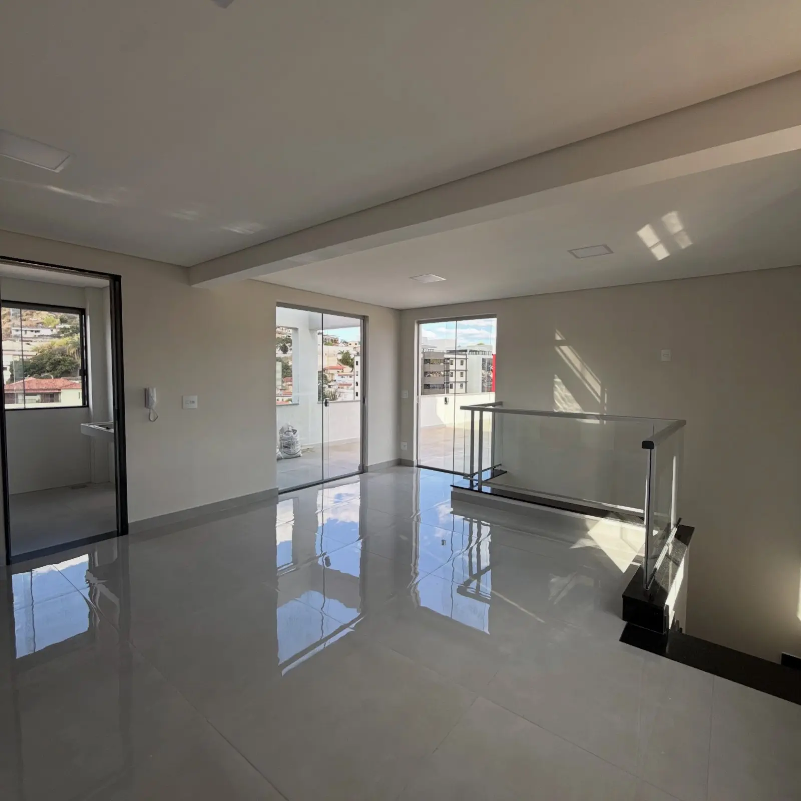 Cobertura 3 quartos com 3 vagas de garagem