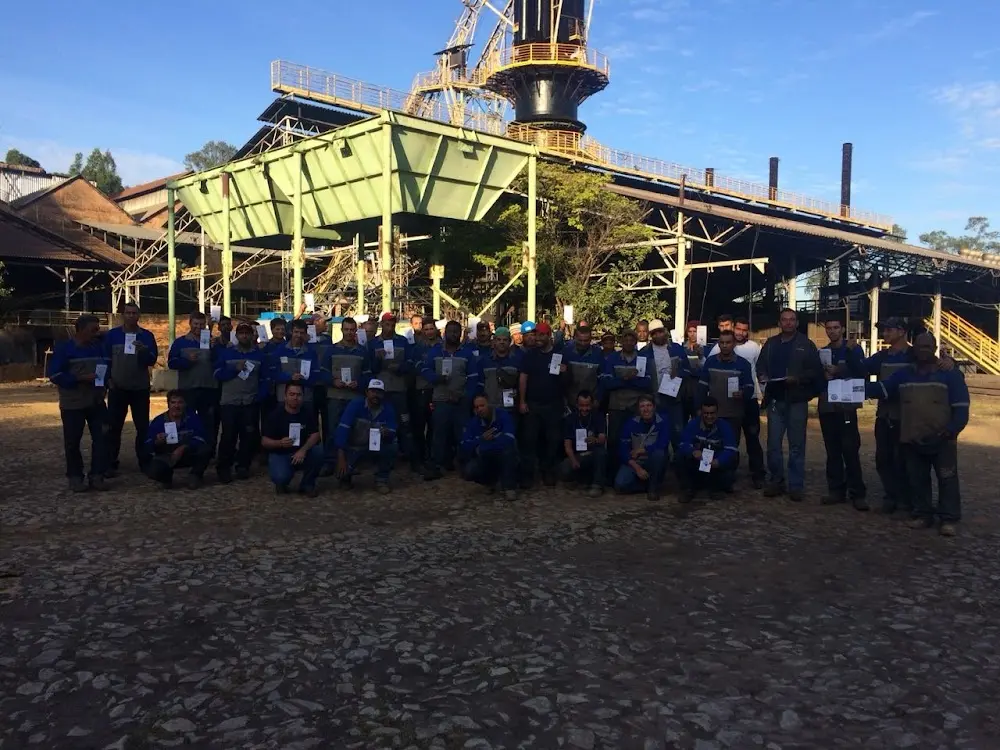 DELMAX EQUIPAMENTOS E MONTAGENS INDUSTRIAIS LTDA