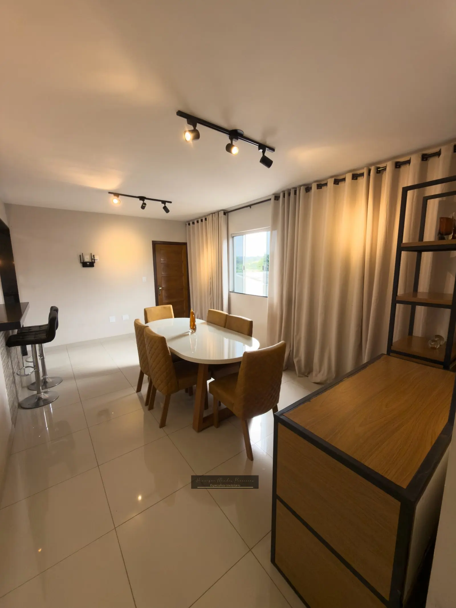 Apartamento 3 quartos com área externa no Santanense