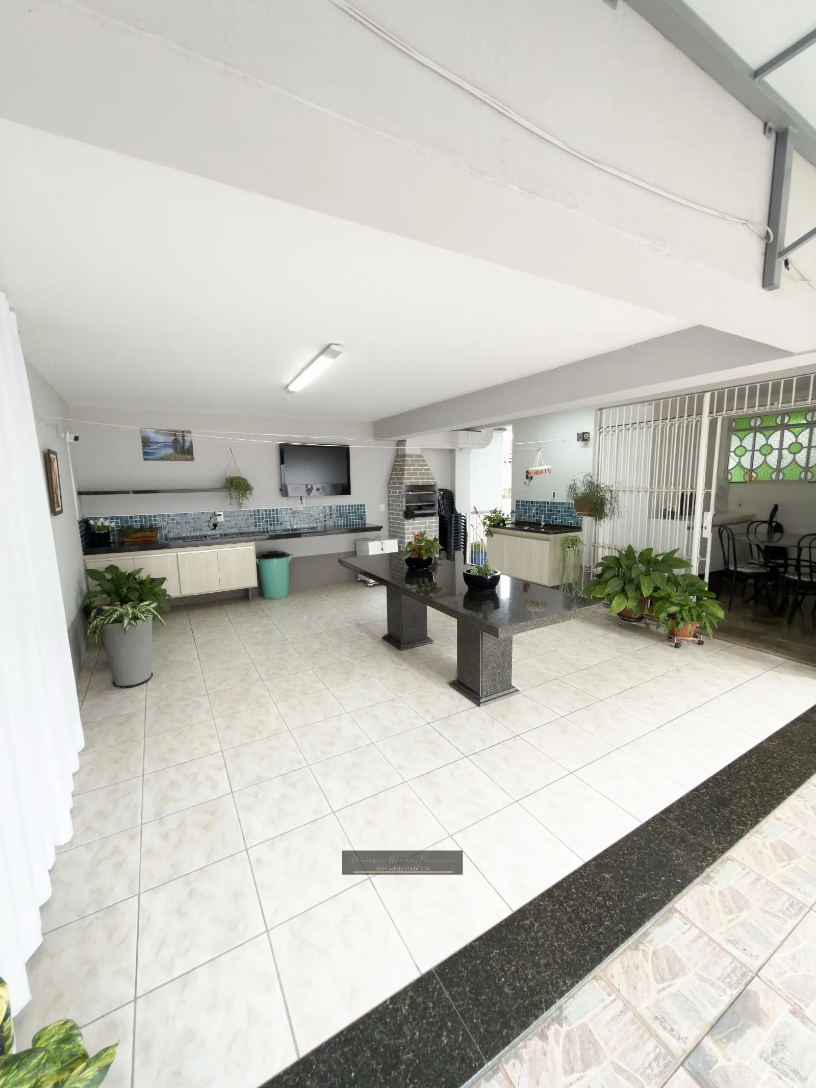 Casa 5 quartos no Bairro das Graças com 298 m²